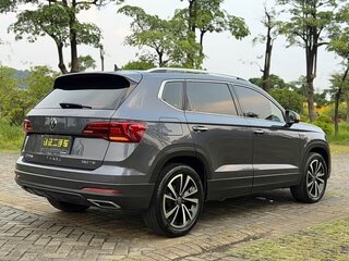 2022 Volkswagen Tharu I, серый, 1415000 рублей, вид 4