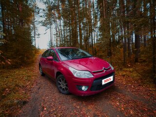 2010 Citroen C4 I Рестайлинг, красный, 330000 рублей, вид 2