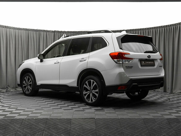 2019 Subaru Forester V, белый, 3110000 рублей - вид 3