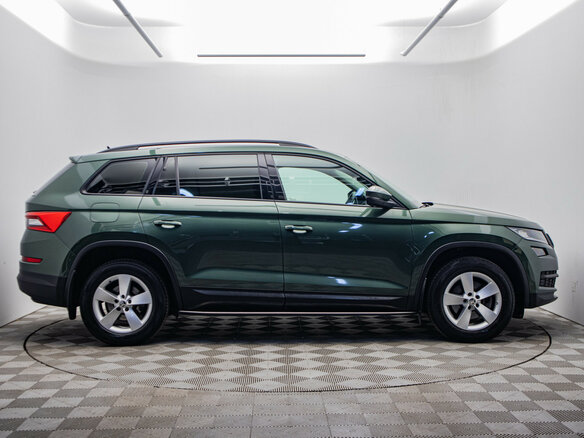 2021 Skoda Kodiaq I, зелёный - вид 5