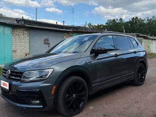 2021 Volkswagen Tiguan Allspace II, серый, 3300000 рублей, вид 1