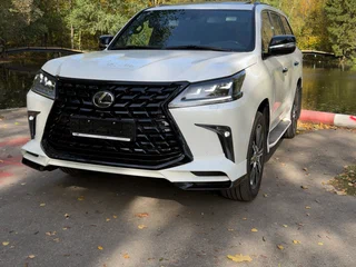 2021 Lexus LX 570 III Рестайлинг 2, белый, 7500000 рублей, вид 1