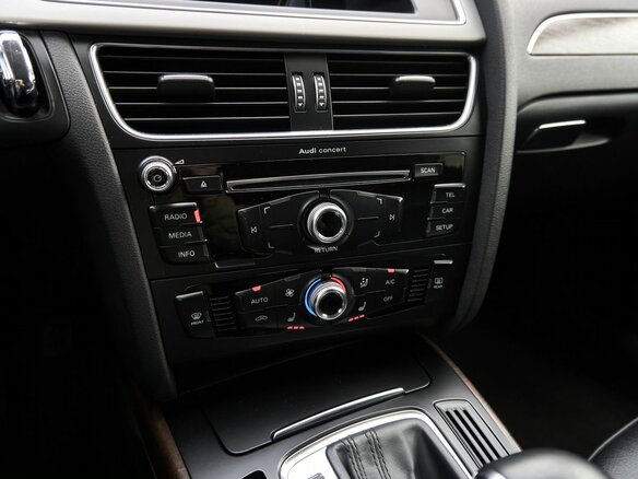 2014 Audi A4 IV (B8) Рестайлинг, чёрный, 1200000 рублей - вид 9