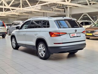 2018 Skoda Kodiaq I, белый, 1770000 рублей, вид 5
