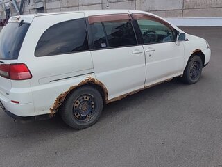 1999 Nissan Liberty, белый, 230000 рублей, вид 2