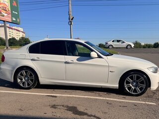 2011 BMW 3 серии 320i V (E90/E91/E92/E93) Рестайлинг, белый, 950000 рублей, вид 4