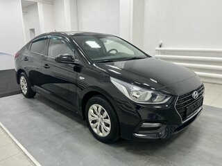2019 Hyundai Solaris II, чёрный, 1349000 рублей, вид 3