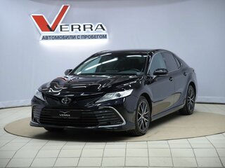 2021 Toyota Camry VIII (XV70) Рестайлинг, чёрный, 2970000 рублей, вид 1