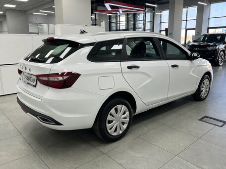 2024 Lada (ВАЗ) Vesta SW I Рестайлинг (NG), белый, 1460000 рублей, вид 5