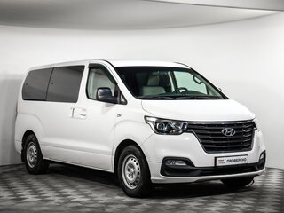 2018 Hyundai H-1 II Рестайлинг 2, белый, 2899000 рублей, вид 3