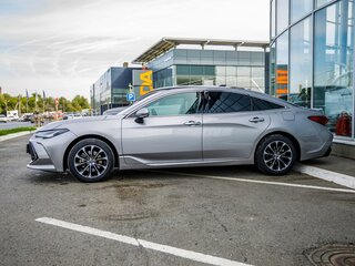 2022 Toyota Avalon V Рестайлинг, серый, 3148000 рублей, вид 4