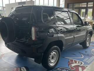 2026 Lada (ВАЗ) Niva Travel I Рестайлинг, чёрный, 1404810 рублей, вид 4