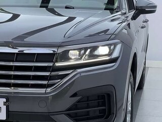 2023 Volkswagen Touareg III, чёрный, 7056000 рублей, вид 5