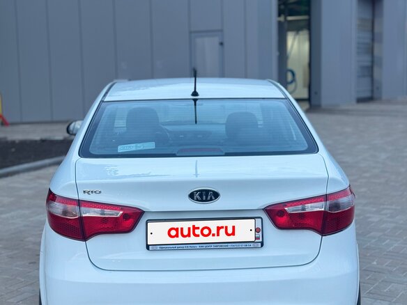 2012 Kia Rio 5-speed III, белый - вид 6