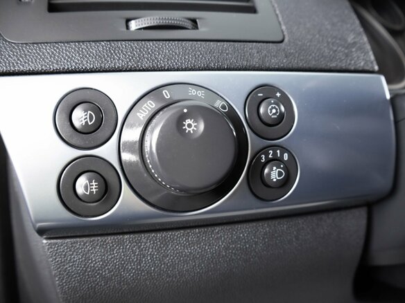 2011 Opel Astra H Рестайлинг, белый, 769000 рублей - вид 17