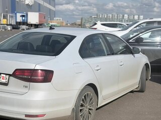 2017 Volkswagen Jetta VI Рестайлинг, серый, 1400000 рублей, вид 2