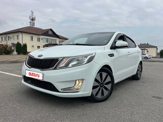 2012 Kia Rio 4-speed III, белый, 770000 рублей, вид 1