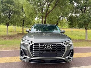 2023 Audi Q3 35 TFSI II (F3), серый, 1950000 рублей, вид 2