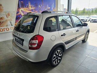 2026 Lada (ВАЗ) Granta Cross I Рестайлинг, серебристый, 1246000 рублей, вид 4