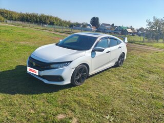 2021 Honda Civic X Рестайлинг, белый, 2500000 рублей, вид 2