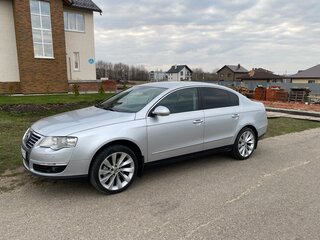 2008 Volkswagen Passat B6, серебристый, 650000 рублей, вид 2