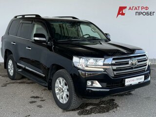 2015 Toyota Land Cruiser 200 Series Рестайлинг 2, чёрный, 5655000 рублей, вид 3