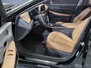 2022 Hyundai Sonata VIII (DN8), чёрный, 2400000 рублей, вид 5
