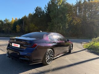 2019 BMW 7 серии 730d xDrive VI (G11/G12) Рестайлинг, фиолетовый, 6600000 рублей, вид 5