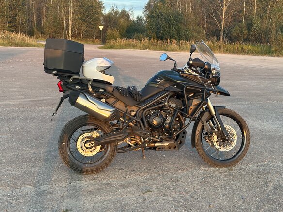 2013 Triumph Tiger 800, зелёный, 700000 рублей - вид 1