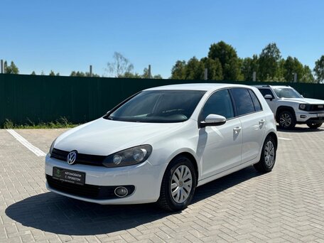 Volkswagen Golf VI