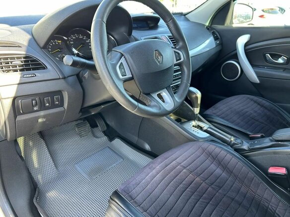 2010 Renault Fluence I, серый, 530000 рублей - вид 9