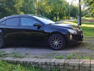 2011 Chevrolet Cruze I, чёрный, 500000 рублей, вид 3