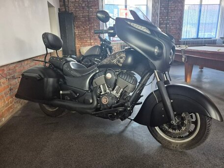 2017 Indian Chieftain, чёрный, 860000 рублей, вид 2