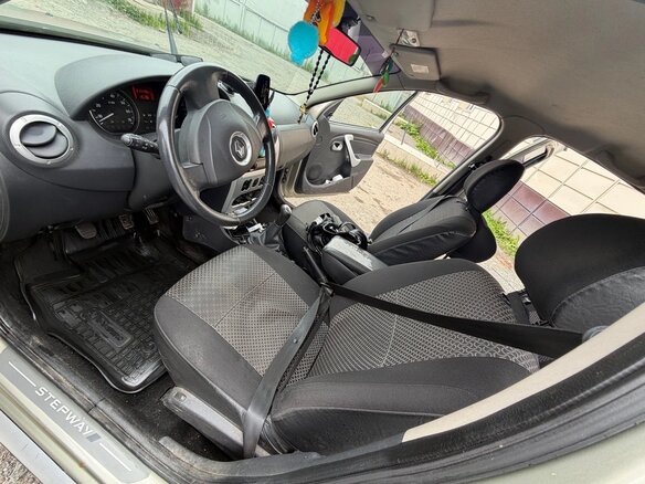 2012 Renault Sandero Stepway I, бежевый, 550000 рублей - вид 1