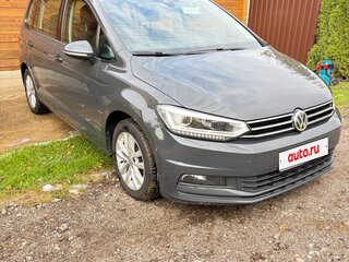 2018 Volkswagen Touran DSG7 II, серый, 1790000 рублей, вид 1