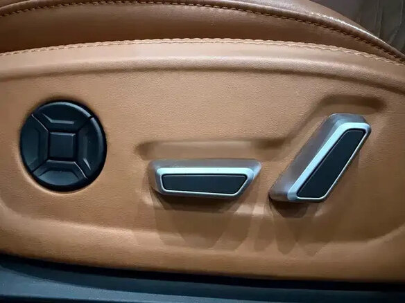2023 Audi A3 35 TFSI Long IV (8Y), красный, 2495000 рублей - вид 12