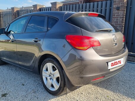 2010 Opel Astra J, серый, 455000 рублей, вид 1