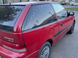 2002 Suzuki Swift II Рестайлинг, красный, 165000 рублей, вид 5