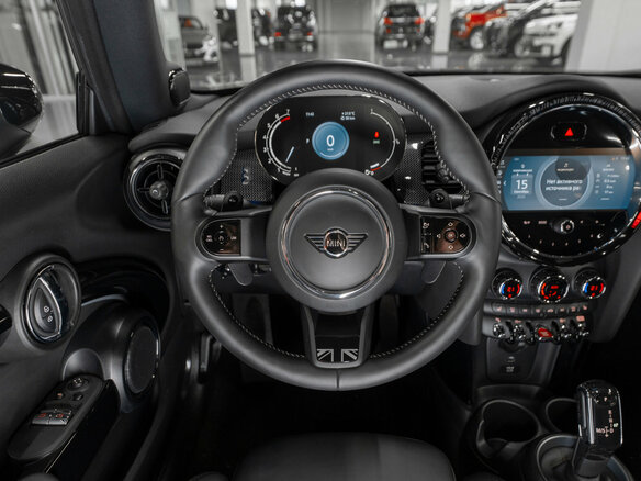 2022 Mini Hatch Cooper S III (F55/F56) Рестайлинг 2, серый, 3760000 рублей - вид 11