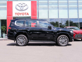 2026 Toyota Land Cruiser 300 Series, чёрный, 15900000 рублей, вид 5