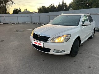 2012 Skoda Octavia II (A5) Рестайлинг, белый, 640000 рублей, вид 5