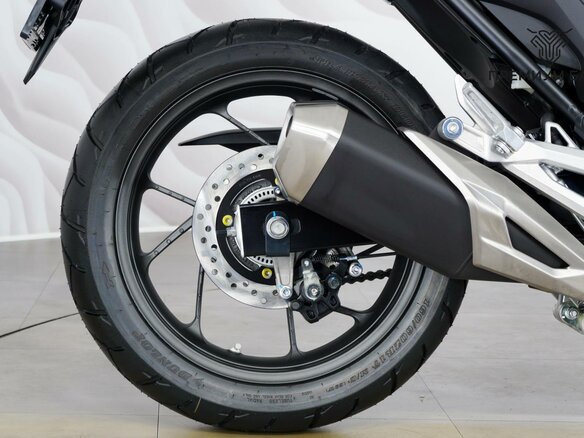2026 Honda NC 750X, серый, 1499000 рублей - вид 8