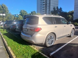 2018 Infiniti QX80 I Рестайлинг 2, бежевый, 5000000 рублей, вид 2