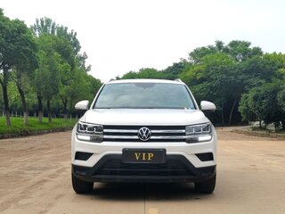 2021 Volkswagen Tharu I, белый, 1685000 рублей, вид 2