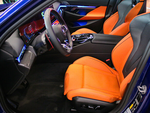 2024 BMW M5 VII (G90), синий, 18799000 рублей - вид 5