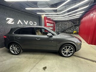2020 Porsche Cayenne III, серый, 7100000 рублей, вид 2