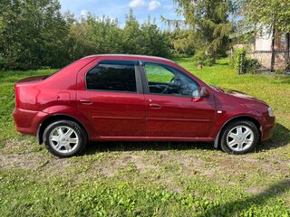 2010 Renault Logan I Рестайлинг, красный, 475000 рублей, вид 4