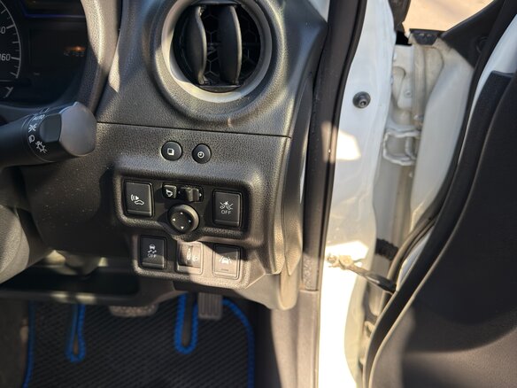 2017 Nissan Note e-Power II Рестайлинг, белый, 1210000 рублей - вид 20