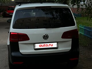 2014 Volkswagen Touran I Рестайлинг 2, белый, 649000 рублей, вид 3