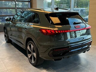 2026 Audi Q5 L III (GU), зелёный, 6890000 рублей, вид 4